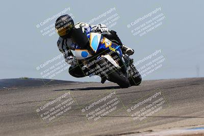 media/May-22-2023-Fastrack Riders (Mon) [[ae7626d9d8]]/Level 2/1230pm (Outside Grapevine)/